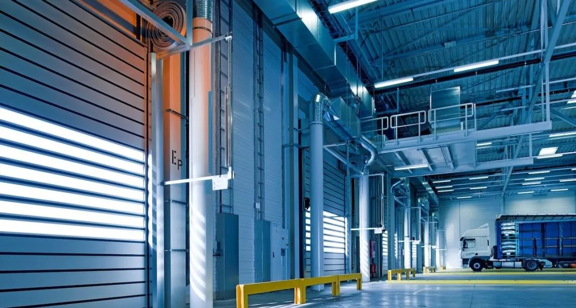 ניקוי משטחי תעשייה